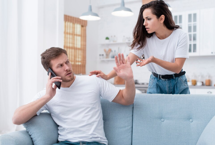 Controlling behavior is a major red flag in any relationship